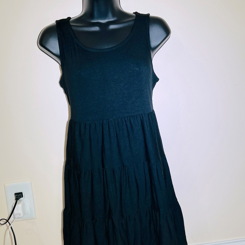 Women’s black sleeveless dress/ fall dress